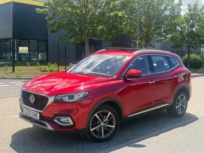 Used MG HS 258 HP (189 kW) 2022 Red SUV
