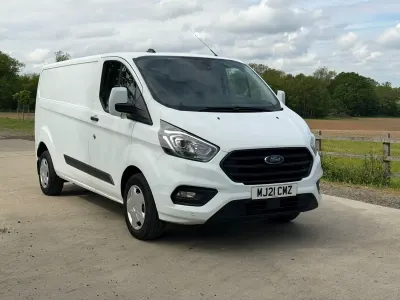 Begagnad Ford Transit Custom Trend 130 HK (95 kW) 2021 Vit Van