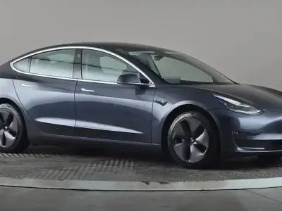 Używany Tesla Model 3