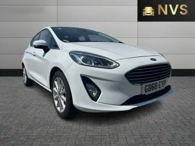 Usado Ford Fiesta Titanium 120 HP (88 kW) 2019 Branco Citadino