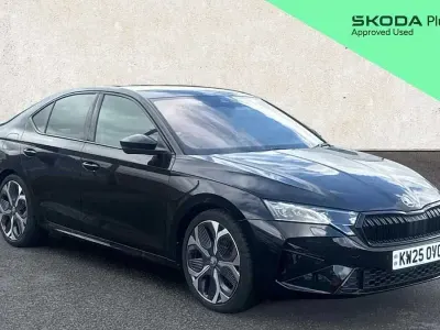 Used Skoda Octavia vRS 265 HP (194 kW) 2025 Black Hatchback
