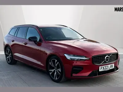 Used Volvo V60 R-Design 194 HP (142 kW) 2022 Red Estate