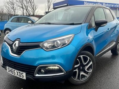 Used Renault Captur Dynamique 120 HP (88 kW) 2015 Blue SUV