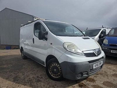 Used Vauxhall Vivaro 115 HP (84 kW) 2012 White MPV
