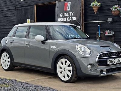 Used 2017 Mini Cooper S Hatch Hatchback | £10,295 (Fair price)
