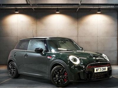 Used Mini John Cooper Works Hatch 231 HP (169 kW) 2021 Green Hatchback