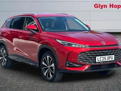 Usado MG HS Trophy 170 HP (125 kW) 2025 Vermelho SUV
