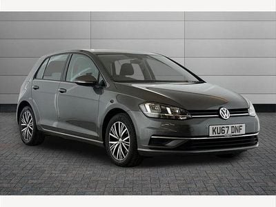 Used VW Golf VII SE 123 HP (90 kW) 2017 Grey Hatchback