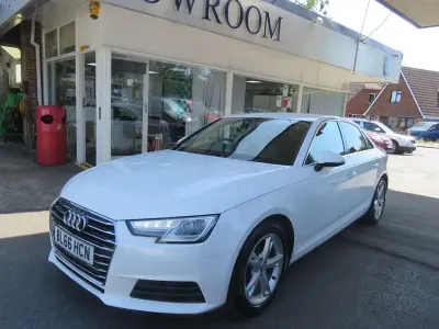 Used Audi A4 Design 147 HP (108 kW) 2016 White Sedan