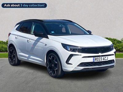 Second-hand Vauxhall Grandland X Ultimate 130 CP (95 kW) 2023 Alb SUV