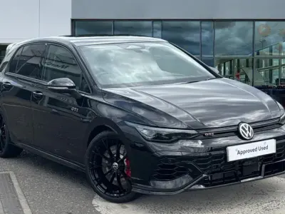 New VW Golf VIII GTI Clubsport 300 HP (220 kW) 2026 Black Hatchback