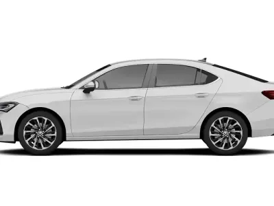 Usado Skoda Superb SportlinePlus 190 CV (139 kW) 2023 Utilitario