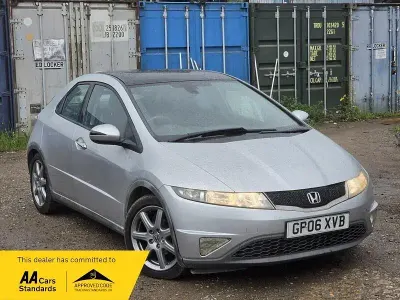 Used Honda Civic ES 140 HP (102 kW) 2006 Silver Hatchback