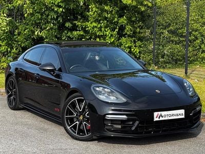 Porsche Panamera Turbo