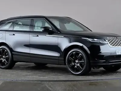 Käytetty Land Rover Range Rover Velar SE 404 HP (297 kW) 2022 Musta Katumaasturi