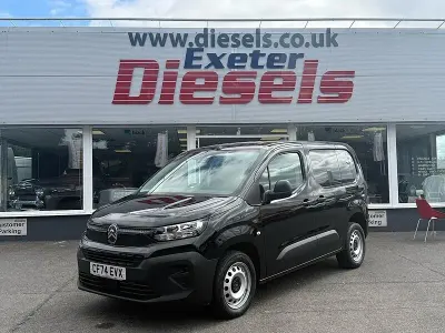 Used Citroën Berlingo 101 HP (74 kW) 2025 Black MPV