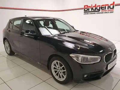 Używany BMW 118 2019 Czarny Hatchback