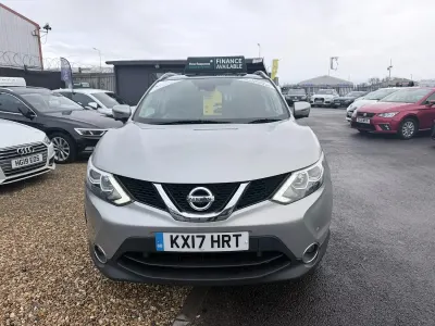 Used Nissan Qashqai N-Connecta 110 HP (80 kW) 2017 Silver SUV