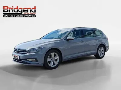 Used VW Passat SE 150 HP (110 kW) 2023 Grey Estate