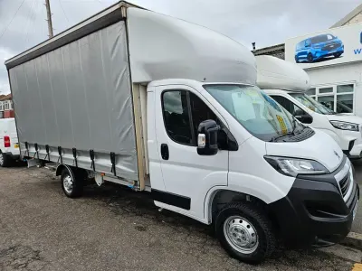 Used Peugeot Boxer S 140 HP (102 kW) 2022 White Van
