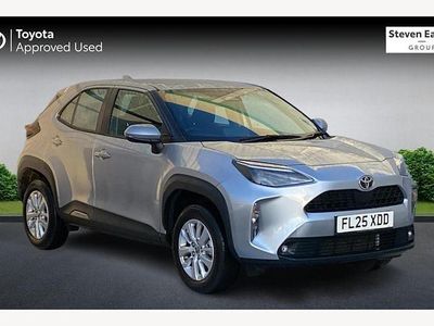 Used 2025 Toyota Yaris Hybrid Estate | £21,644 (Good price)