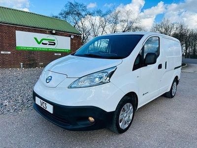 Used Nissan e-NV200 Acenta 80 kW (109 HP) 2015 White MPV
