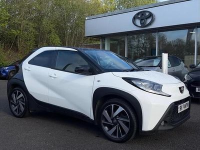 Używany Toyota Aygo X 72 KM (52 kW) 2024 Biały SUV