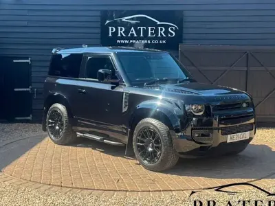 Used Land Rover Defender S 525 HP (386 kW) 2021 Black SUV