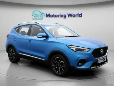 Usado MG ZS Exclusive 110 CV (80 kW) 2022 Azul SUV
