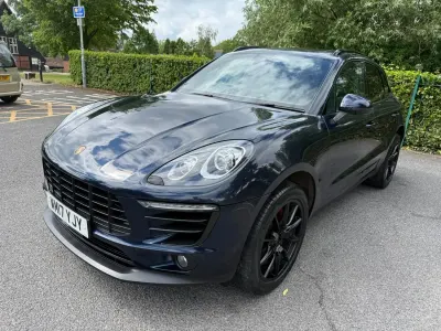Used Porsche Macan 252 HP (185 kW) 2017 Blue SUV