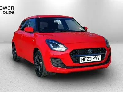 Używany Suzuki Swift SZ-L 83 KM (61 kW) 2023 Czerwony Hatchback