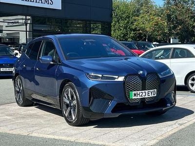 BMW iX