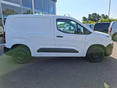 Used Citroën Berlingo 100 HP (73 kW) 2022 White MPV