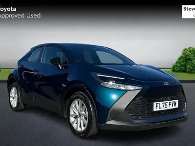 Used Toyota C-HR 140 HP (102 kW) 2025 Blue SUV