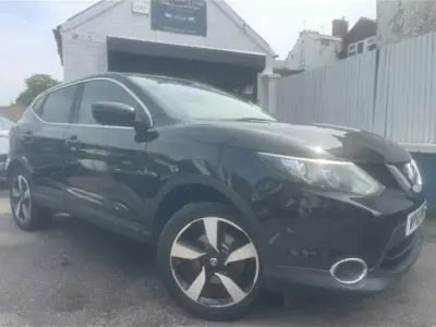 Used Nissan Qashqai N-TEC 110 HP (80 kW) 2015 Black SUV