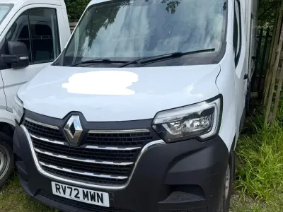 Used Renault Master 145 HP (106 kW) 2022 White MPV