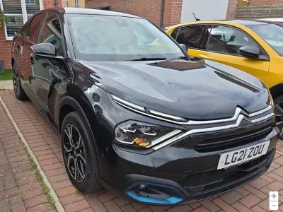 Used Citroën e-C4 Shine 100 kW (136 HP) 2021 Black Hatchback