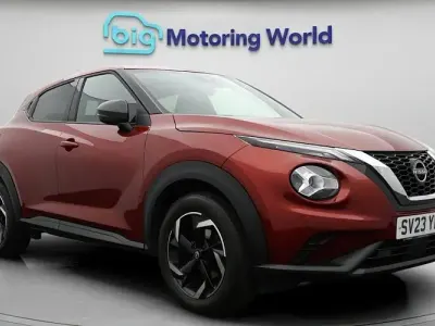 Used Nissan Juke N-Connecta 114 HP (83 kW) 2023 Red SUV