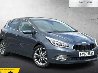 Used Kia Ceed 133 HP (97 kW) 2013 Blue Hatchback