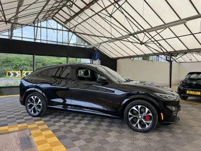 Used Ford Mustang Mach-E Standard Range 197 kW (269 HP) 2022 SUV