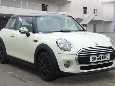 Pepper white Used 2014 Mini Cooper Hatch Hatchback | £5,555 (Fair price)