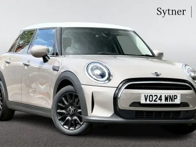Used Mini Cooper Classic 134 HP (98 kW) 2024 Grey Hatchback