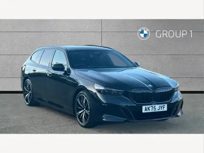 Used BMW 530e M Sport 299 HP (219 kW) 2025 Black sapphire metallic paint Estate