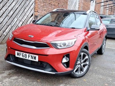 Red Used 2018 Kia Stonic First Edition SUV | £9,998 (A bit pricey)
