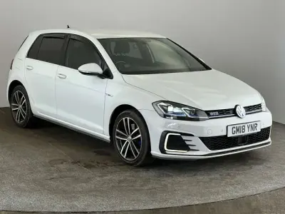 Used VW Golf VII GTE 204 HP (150 kW) 2018 White Hatchback