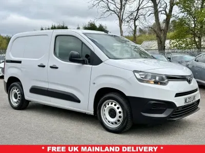 Used Toyota Proace Active 100 HP (73 kW) 2022 White MPV