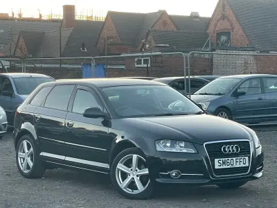 Begagnad Audi A3 Comfort 102 HK (75 kW) 2011 Svart Halvkombi