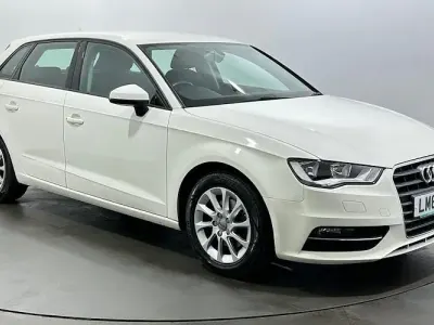 Used Audi A3 Sportback 122 HP (89 kW) 2013 White Hatchback