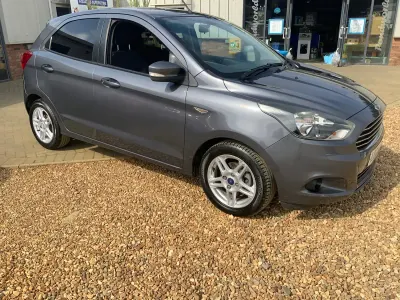Used Ford Ka Plus Zetec 70 HP (51 kW) 2017 Grey Hatchback
