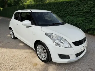 Used Suzuki Swift SZ3 94 HP (69 kW) 2011 White Hatchback